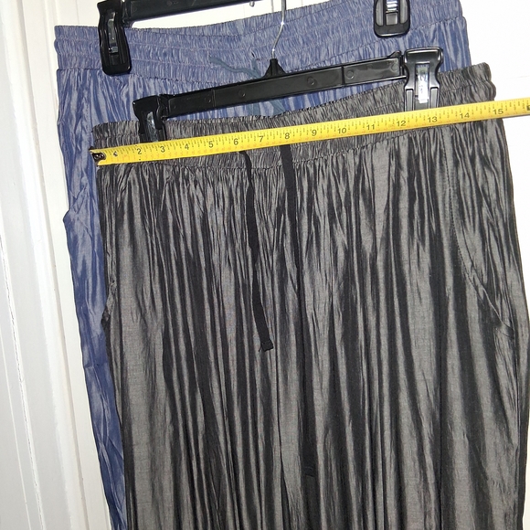 Elegant Blue And Grey Silky Women's Pant Set - Picture 5 of 6